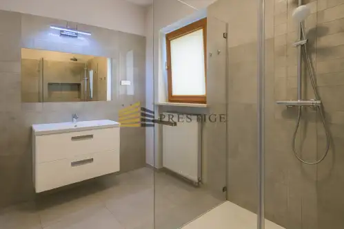 Bielawa ,  Warszawska   9