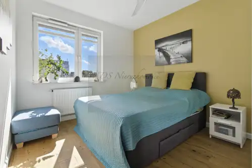 Warszawa ,  Bartycka   5