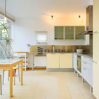 Warszawa ,  Libijska   5