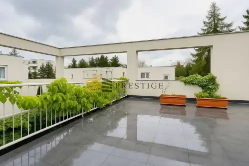 Warszawa ,  Libijska   7