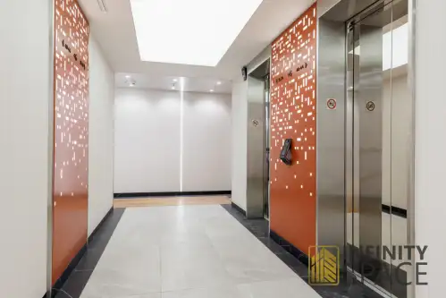 Warszawa ,  Prosta   11