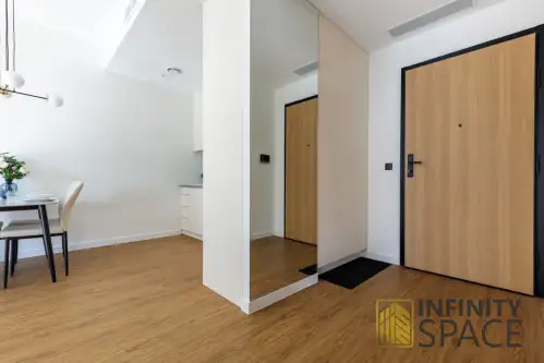 Warszawa ,  Prosta   9