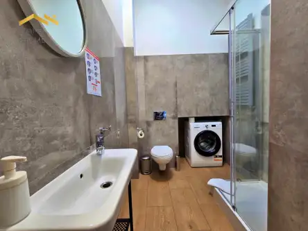 Kraków ,  Halicka   12