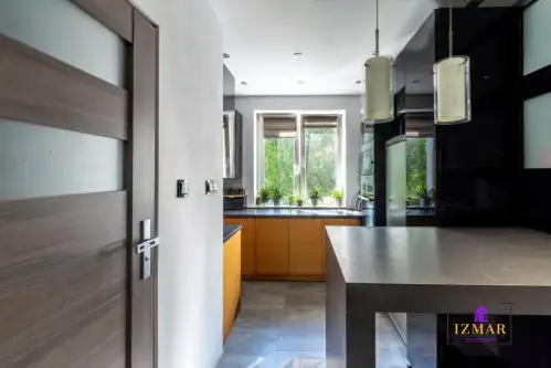 Dąbrowa górnicza ,  Mickiewicza   8