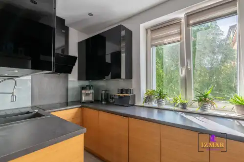 Dąbrowa górnicza ,  Mickiewicza   9