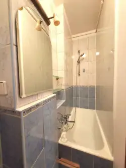 Warszawa ,  Adama Próchnika   7