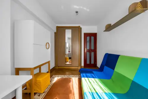 Warszawa ,  Czerniakowska   4