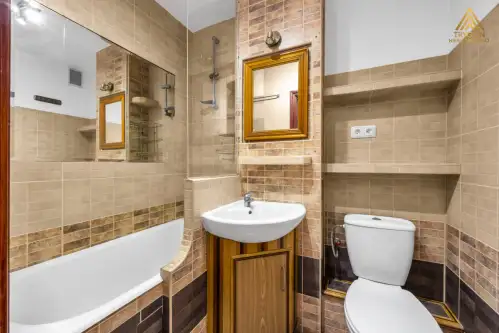 Warszawa ,  Czerniakowska   7