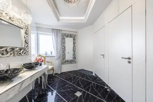 Głogów ,  Portowa   9