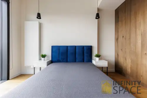 Warszawa ,  Prosta   11