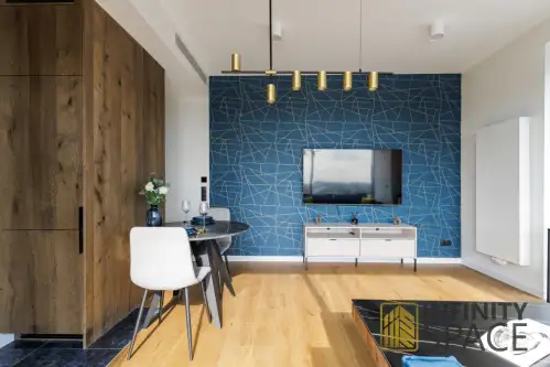 Warszawa ,  Prosta   5