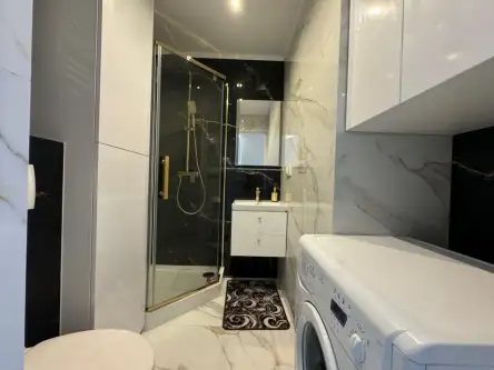 Warszawa ,  Graniczna   10