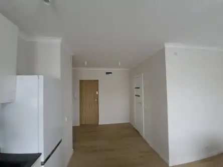 Warszawa ,  Iberyjska   3