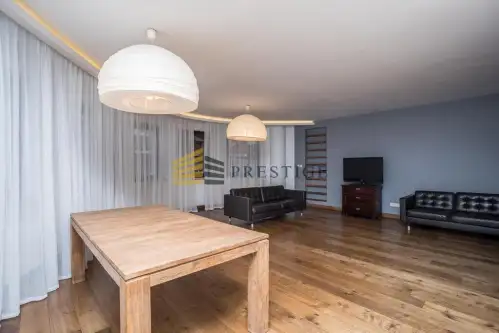 Warszawa ,  Kazimierzowska   11