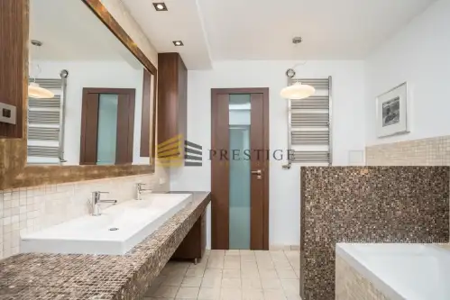 Warszawa ,  Kazimierzowska   7