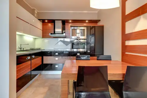 Gdynia ,  A. Hryniewickiego   2