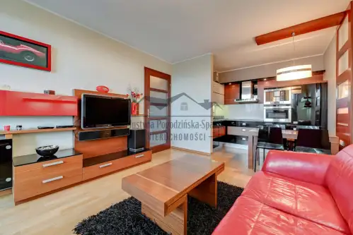 Gdynia ,  A. Hryniewickiego   7