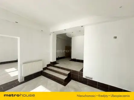 Warka ,  Nowakowskiego   14