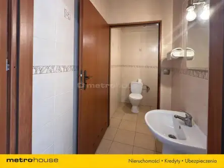 Warka ,  Nowakowskiego   3