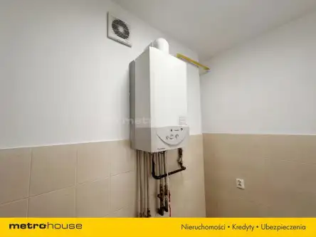 Warka ,  Nowakowskiego   5