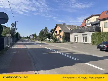 Warka ,  Nowakowskiego   6