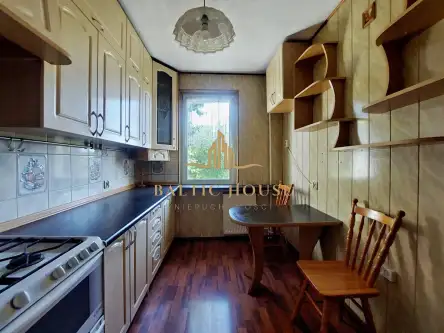 Gdynia ,  adm. J.Unruga   3