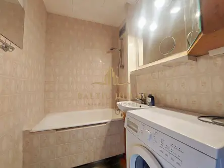 Gdynia ,  adm. J.Unruga   8