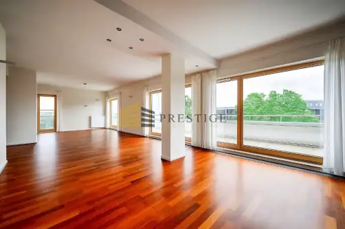 Warszawa ,  Biały Kamień   2