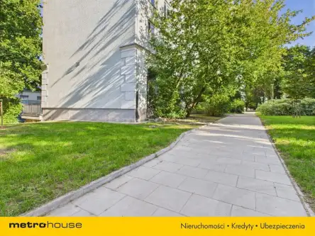 Warszawa ,  Leszno   10