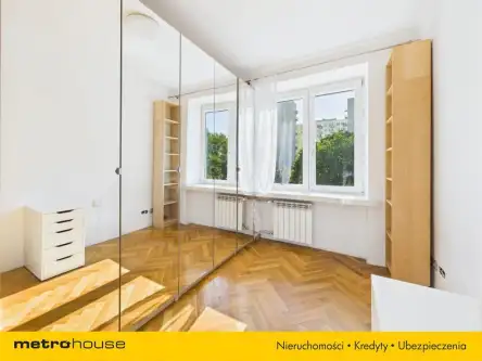 Warszawa ,  Leszno   17