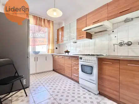 Łódź ,  Bratysławska   4