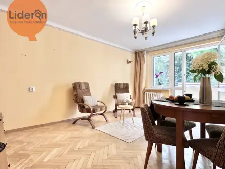 Łódź ,  Bratysławska   6