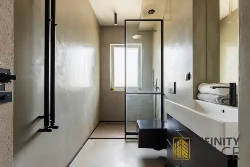 Warszawa ,  Międzynarodowa   12