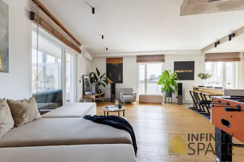 Warszawa ,  Międzynarodowa   4