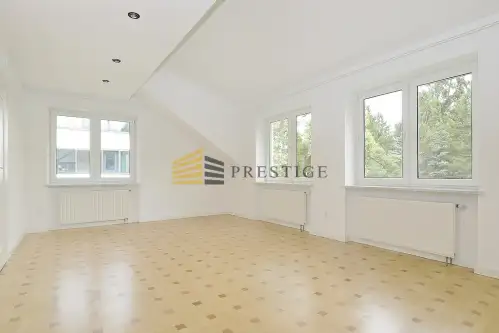 Warszawa ,  Królowej Marysieńki   11