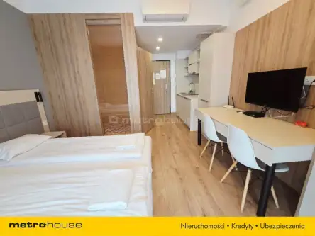 Warszawa ,  Wolska   9