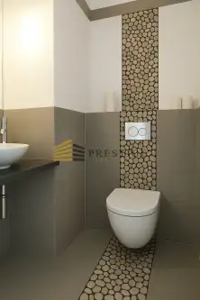 Warszawa ,  Dolna   8