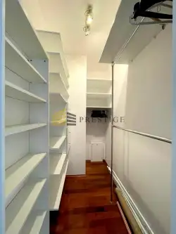 Warszawa ,  Łowicka   10