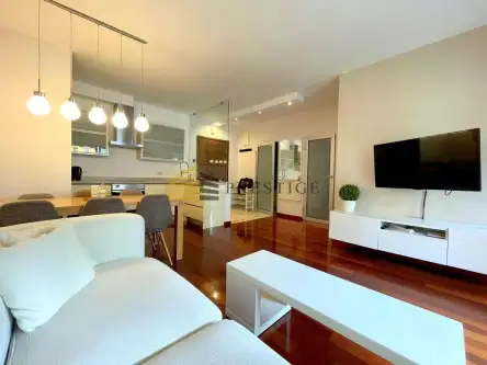 Warszawa ,  Łowicka   2