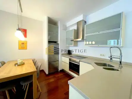 Warszawa ,  Łowicka   3