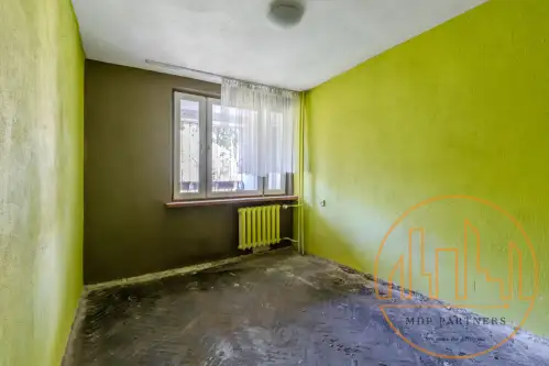 Warszawa ,  Makowska   7