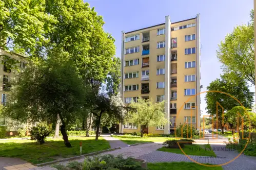 Warszawa ,  Makowska   13