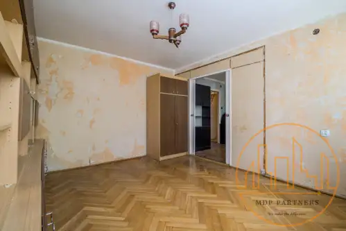 Warszawa ,  Makowska   5