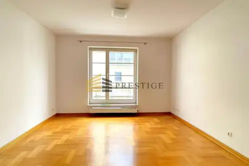 Warszawa ,  Grochowska   10