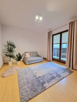 Piaseczno ,  Nadarzyńska   6