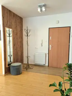 Piaseczno ,  Nadarzyńska   9