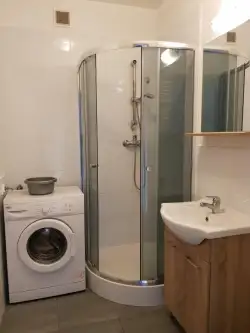 Warszawa ,  Międzynarodowa   10