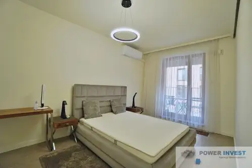 Kraków ,  Lubicz 17   6