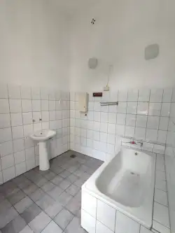 Kędzierzyn-koźle ,  Piastowska   5