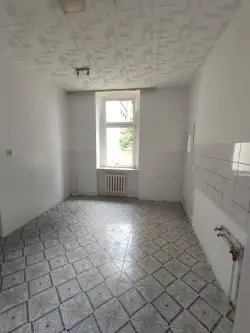 Kędzierzyn-koźle ,  Piastowska   6